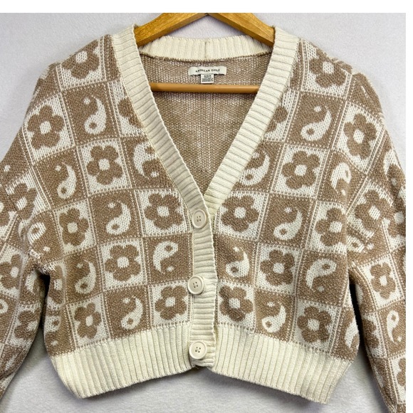 American Eagle Cropped Cardigan Sweater Yin Yang Flower Print Beige Cream M - Picture 4 of 9